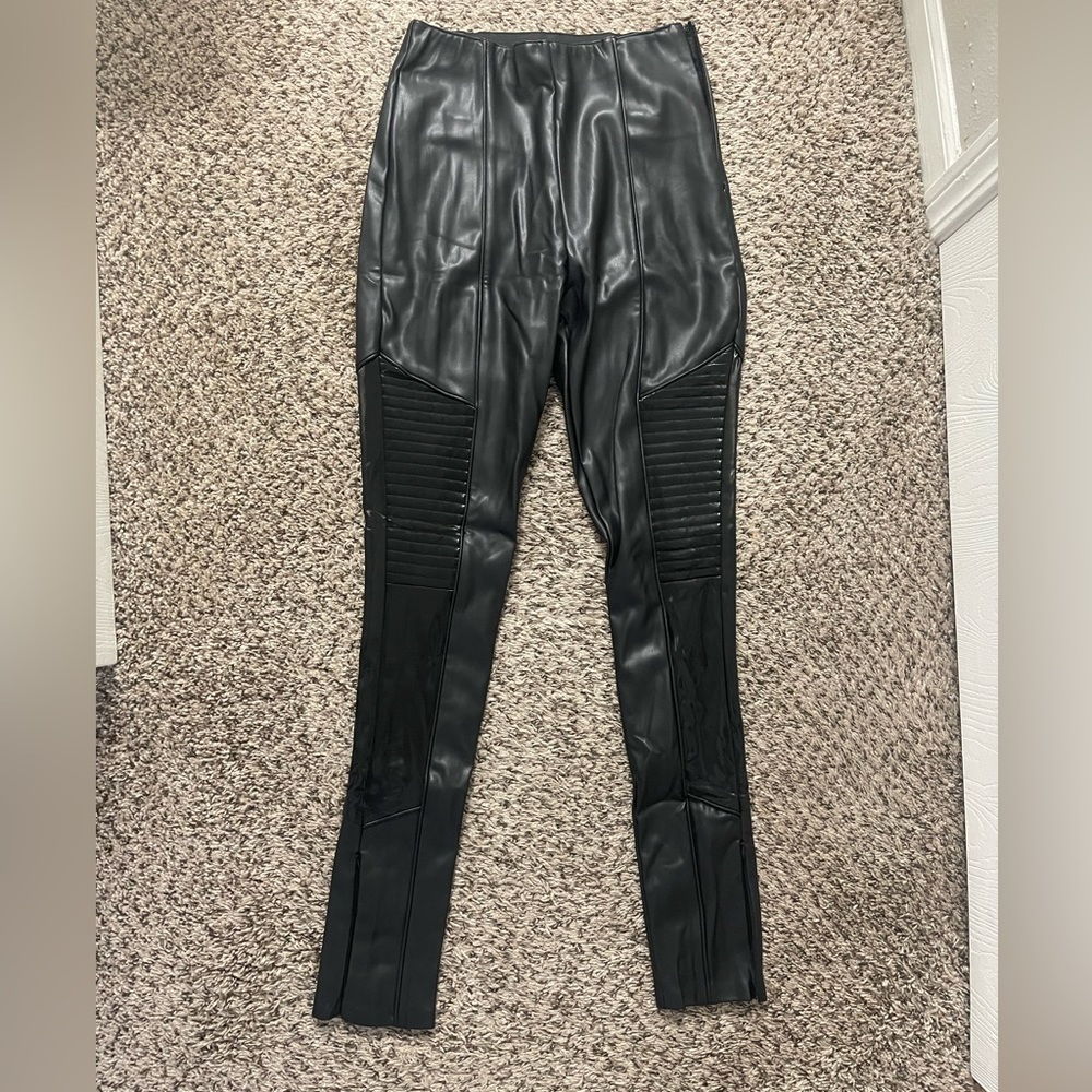 Manier de voir Vegan leather and patent rubbed black leggings - Picture 9 of 15